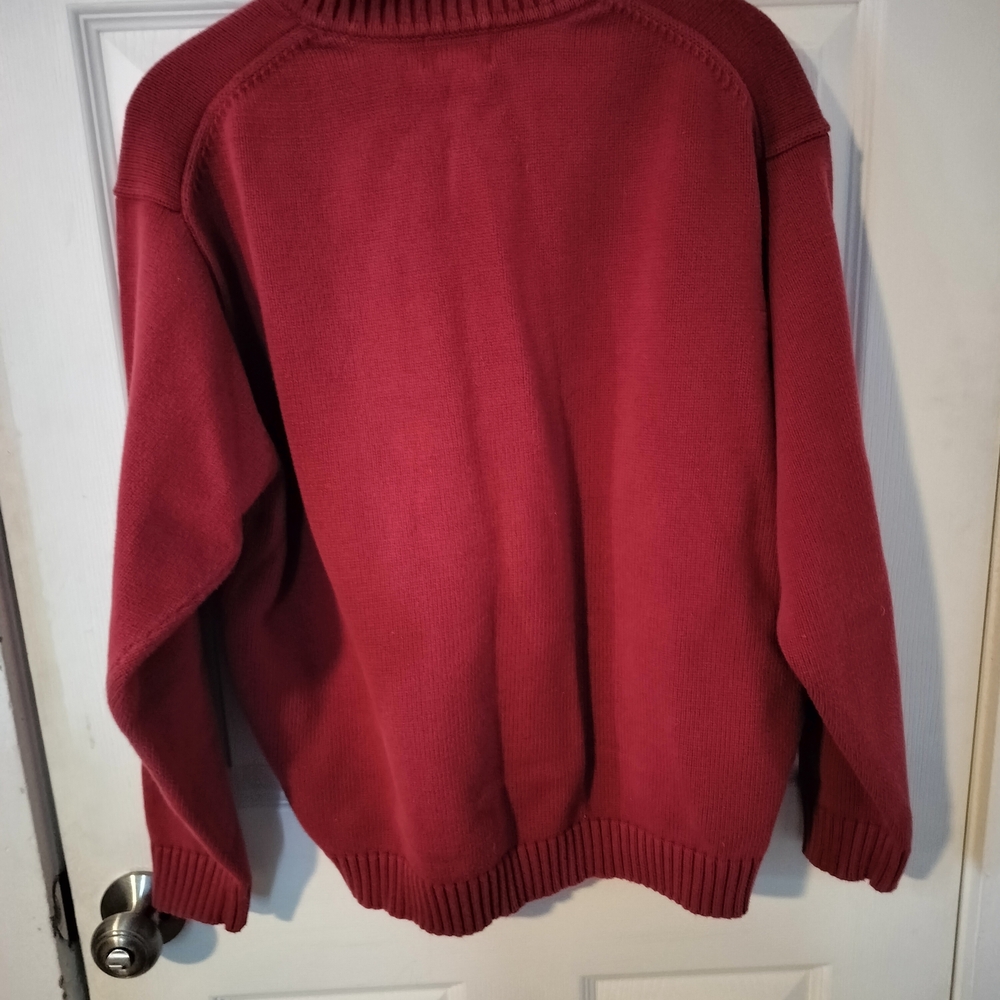 L.L. Bean Men's V-Neck Red Sweater - Picture 5 of 8